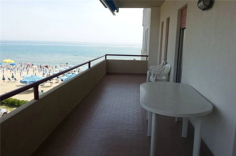 Bazén resortu Mare Verde v Silvi Marina | Silvi Marina / Residence Mare Verde