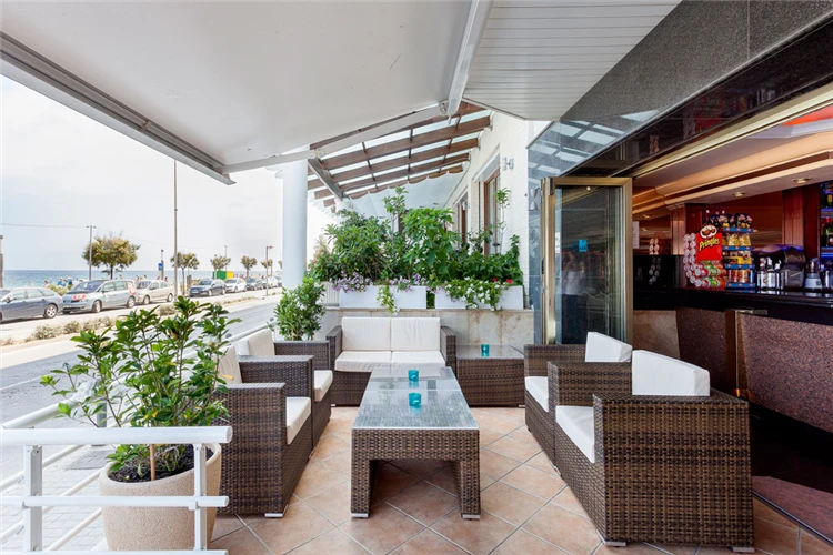 Terasa hotelu Pimar & SPA s výhledem | Blanes / Hotel Pimar & SPA