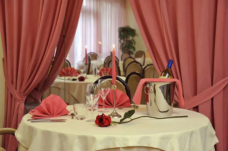 Hotel Vittoria Riccione – jídelna restaurace hotelu | Riccione / Hotel Vittoria