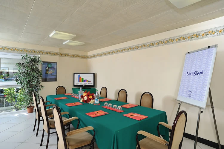 Hotel Vittoria Riccione – kongresový sál pro akce | Riccione / Hotel Vittoria