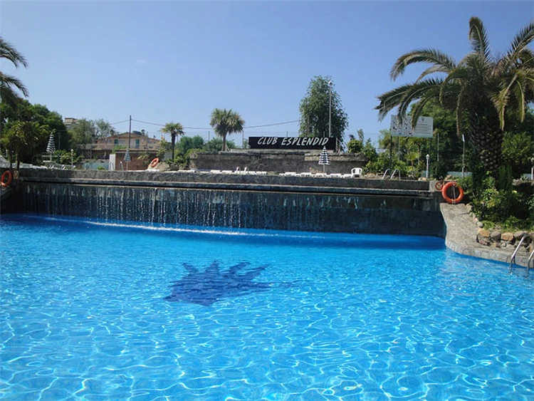 Venkovní bazén hotelu Esplendid v Blanes | Blanes / Hotel Esplendid