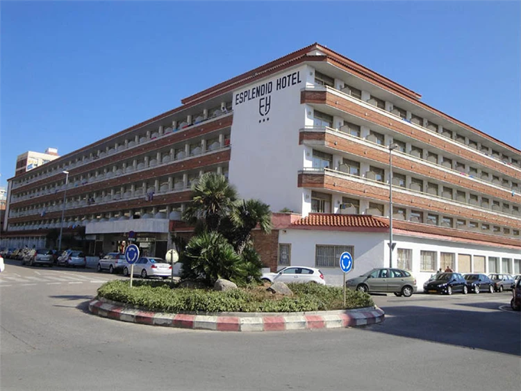 Fasáda hotelu Esplendid v Blanes | Blanes / Hotel Esplendid
