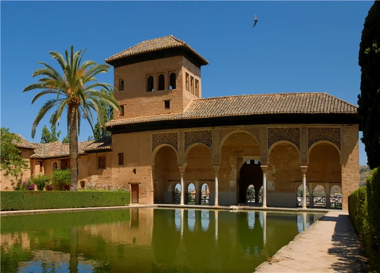 Alhambra – maurský palácový komplex v Granadě | V rytmu žhavé Andalusie