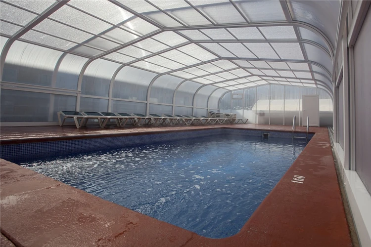 Venkovní bazén hotelu Maria del Mar | Lloret de Mar / Hotel Maria del Mar