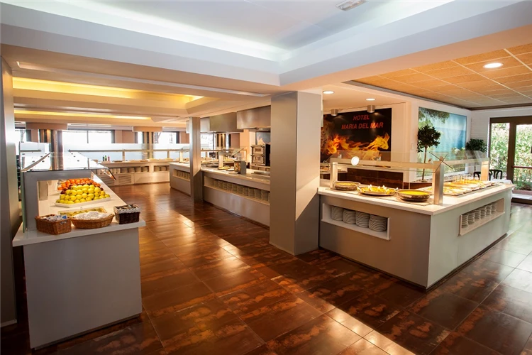 Restaurace hotelu Maria del Mar – pohled na jídelnu | Lloret de Mar / Hotel Maria del Mar