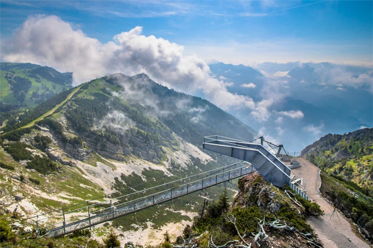 Skytour na Hochkaru – výhled ze zavěšené stezky | Soutěska Wasserlochklamm a dech beroucí Hochkar