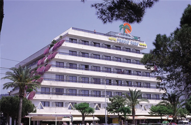 Pohled na budovu hotelu Tropic Park | Malgrat de Mar / Hotel Tropic Park