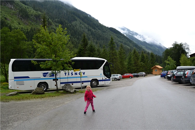 Letní turistická trasa v horách kolem Dachsteinu | Ledovec Dachstein - pohodová letní turistika