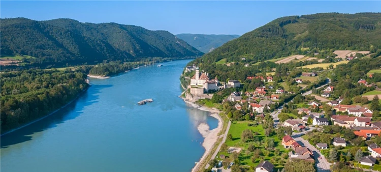 Vinice a vesnice v malebném údolí Wachau | Perly Dolního Rakouska s plavbou