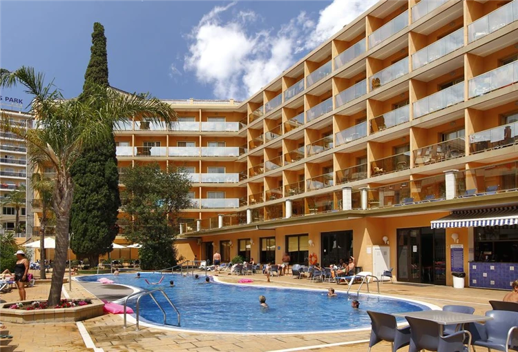 Exteriér hotelu Bon Repos v Calelle | Calella / Hotel Bon Repos