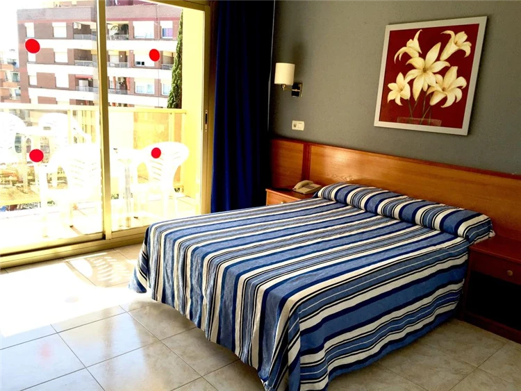 Dvoulůžkový pokoj hotelu Bon Repos | Calella / Hotel Bon Repos