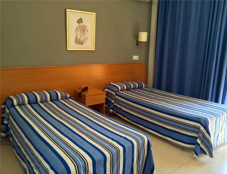 Pokoj s výbavou v hotelu Bon Repos | Calella / Hotel Bon Repos