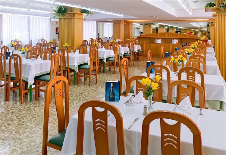 Pohled na areál hotelu Alegria Cartago Nova | Malgrat de Mar / Hotel Alegria Cartago Nova