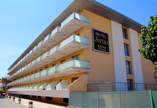Hotel Dwo Sirius by Checkin - Costa Brava, Costa del Maresme