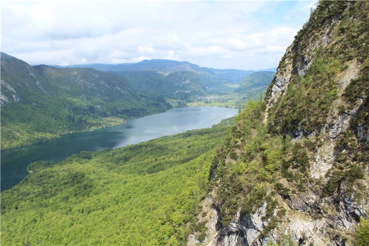 Turistika v přírodě slovinských hor | Slovinsko křížem krážem