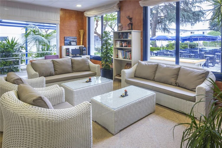 Společné prostory hotelu GHT Balmes | Calella / Hotel GHT Balmes