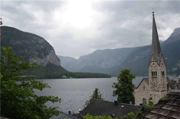 Pohled na alpské hory v oblasti Dachsteinu z Grocové | Ledovec Dachstein - pohodová letní turistika