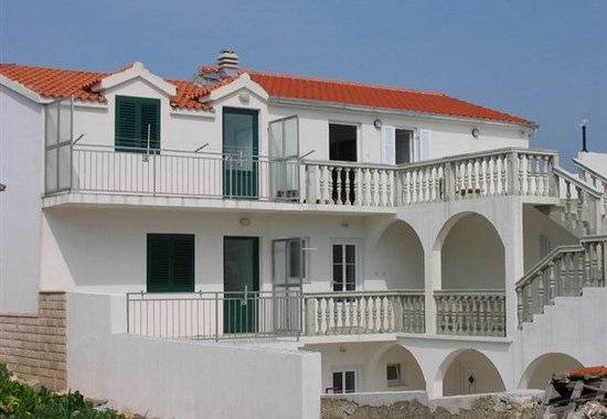 Primošten / Apartmánový dům Prgin - Chorvatsko