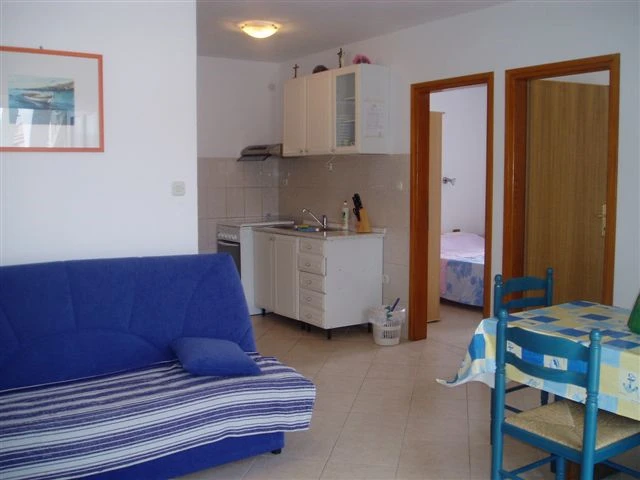 Interiér apartmánu 4+1 v apartmánovém domě Prgin | Primošten / Apartmánový dům Prgin