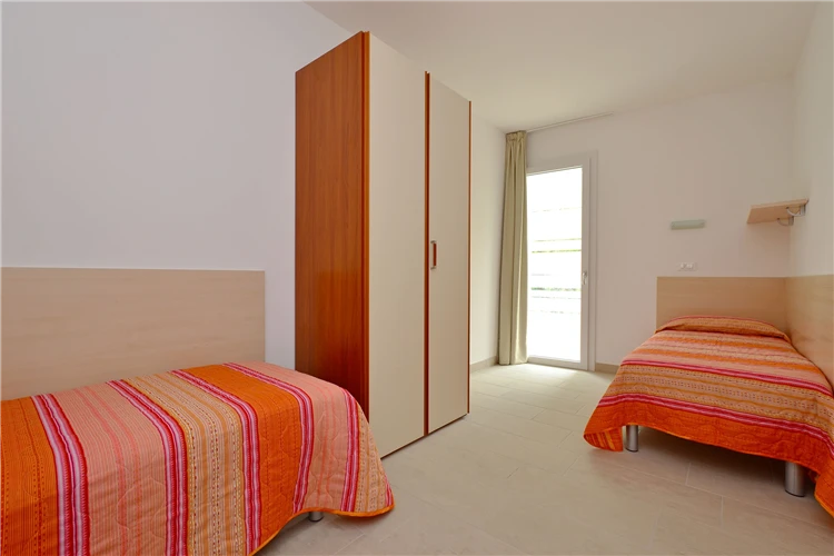 Okolí Residence Fiore – stromy a zeleň | Lignano / Residence Fiore