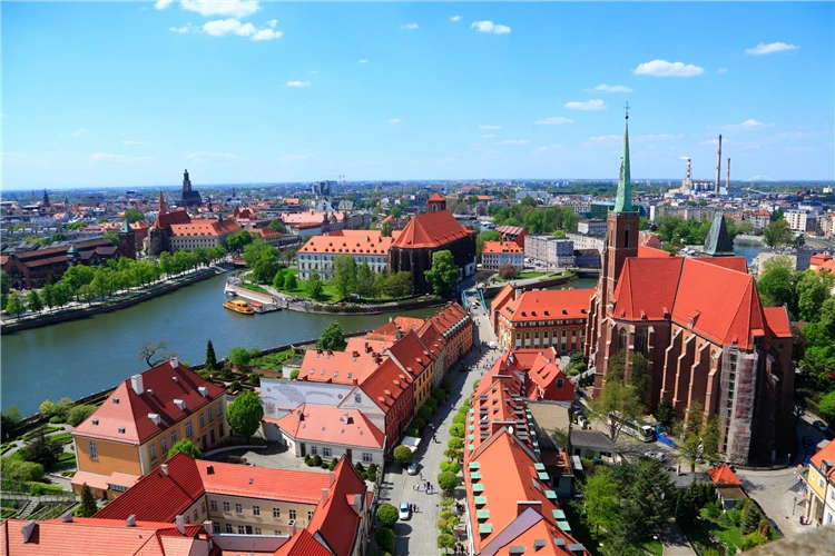 Panorama Vratislavi s ostrovem Tumskim, řekou Odrou a gotickou katedrálou, Polsko | Podmanivá vánoční Vratislav