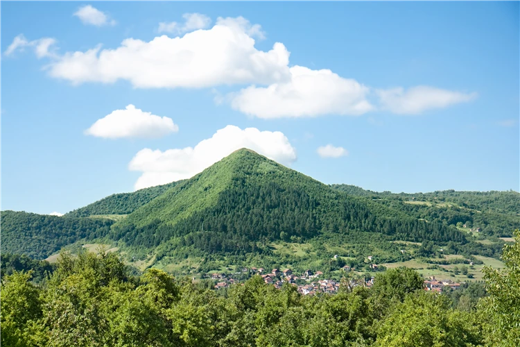 Pohled na město v Bosně a Hercegovině | Mystická Bosna – za tajemstvím pyramid