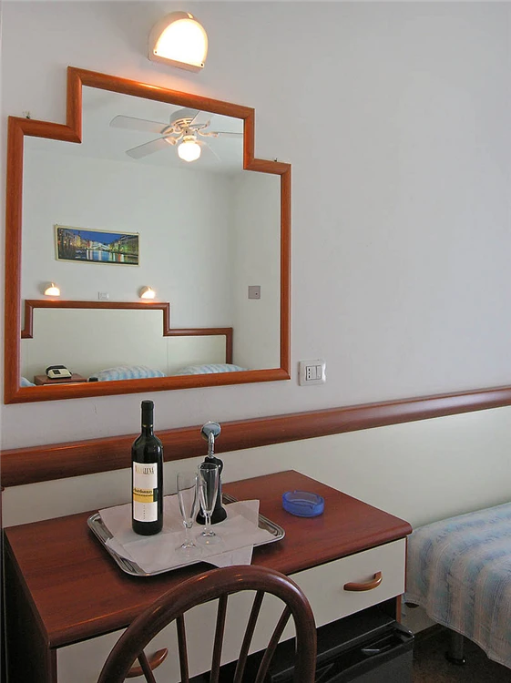 Hotel Bolivar – pohled na průčelí budovy | Lido di Jesolo / Hotel Bolivar