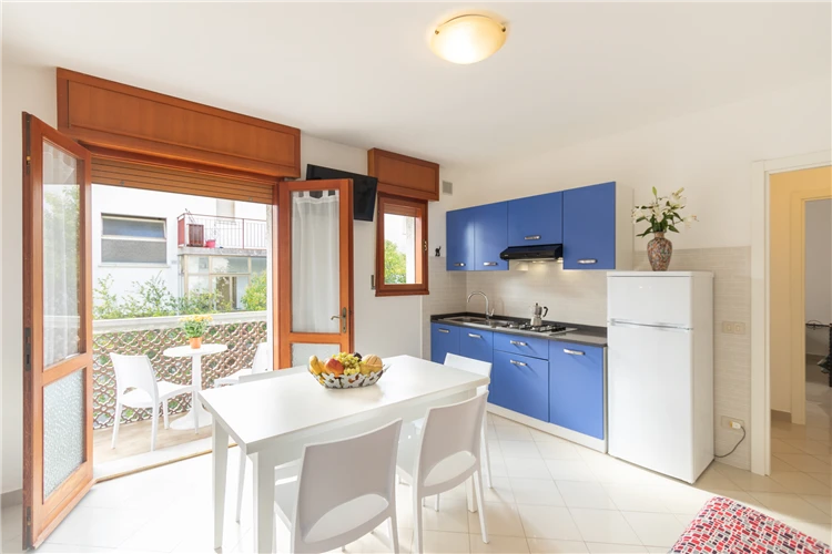Venkovní terasa nebo bazén Villa Alpi při večerním osvětlení | Lignano / Villa Alpi