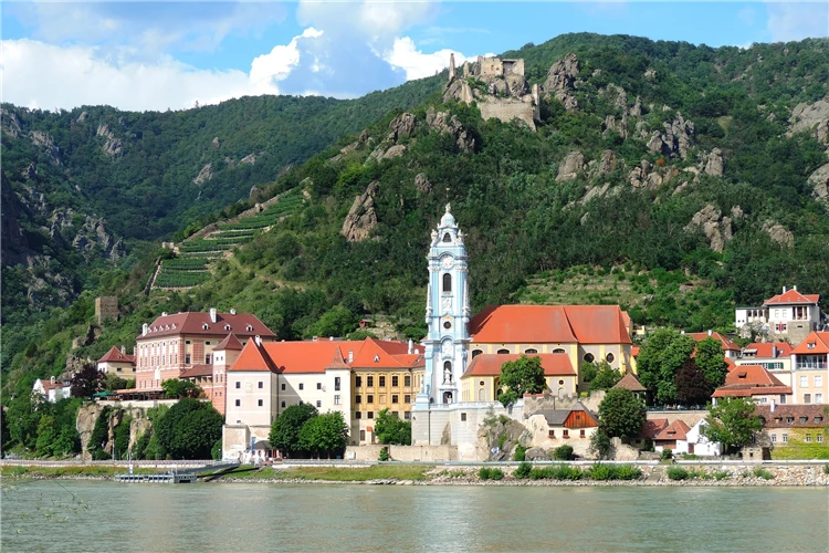Historické město Dürnstein s modrou věží | Perly Dolního Rakouska s plavbou