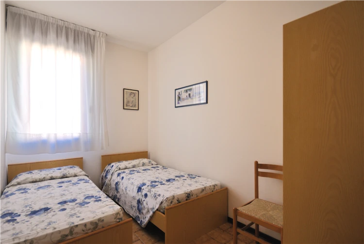 Druhá ložnice apartmánu typ C v Residence Pleione | Bibione / Residence Pleione