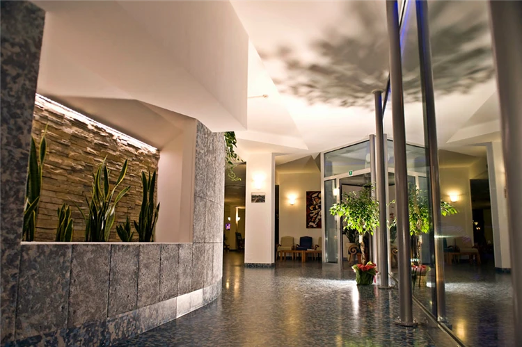 Hotel Leuco – vstupní hala nebo společné prostory | Martinsicuro / Hotel Leuco