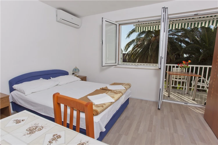 Pokoj v Apartmánovém domě Marinko, Promajna | Promajna / Apartmánový dům Marinko