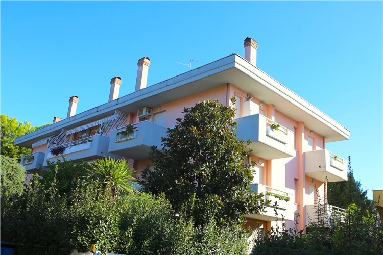Apartmány Leoncavallo – pohled na budovu zvenčí | San Benedetto del Tronto / Apartmány Leoncavallo