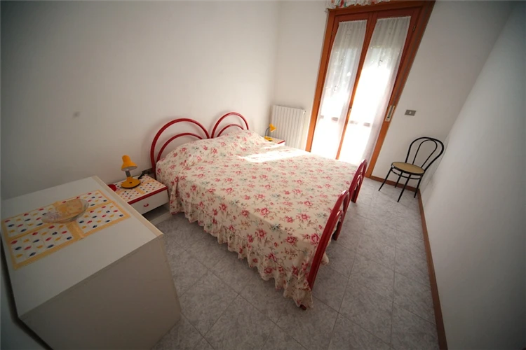 Apartmán Leoncavallo – obývací pokoj s pohovkou | San Benedetto del Tronto / Apartmány Leoncavallo