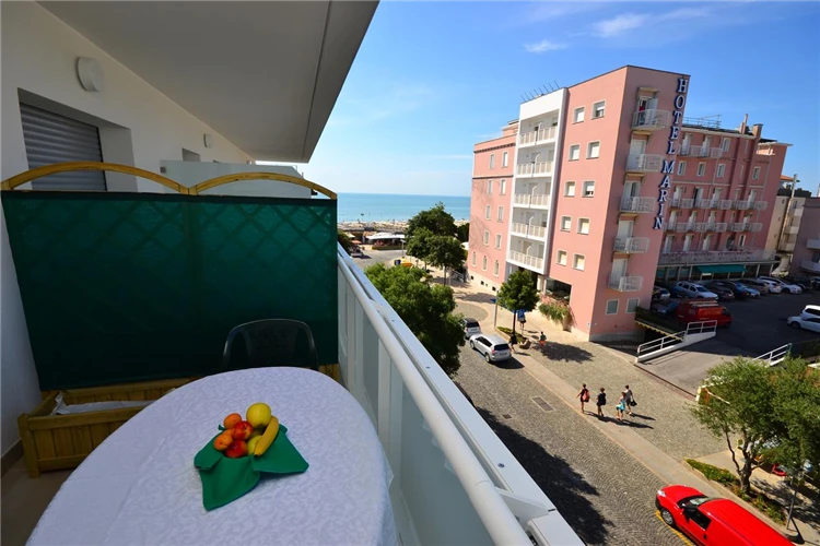 Výhled na moře a pláž z Residence Verde, Lignano | Lignano / Residence Verde