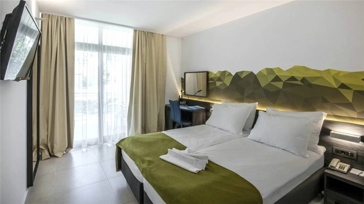 Interiér standardního pokoje, Hotel Alga Tučepi | Tučepi / Bluesun Hotel Alga
