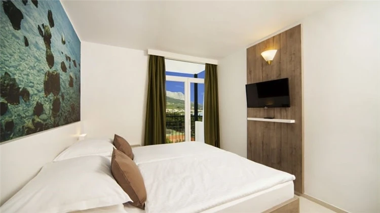 Standardní pokoj s výhledem na moře, Hotel Neptun | Tučepi / Hotel Neptun
