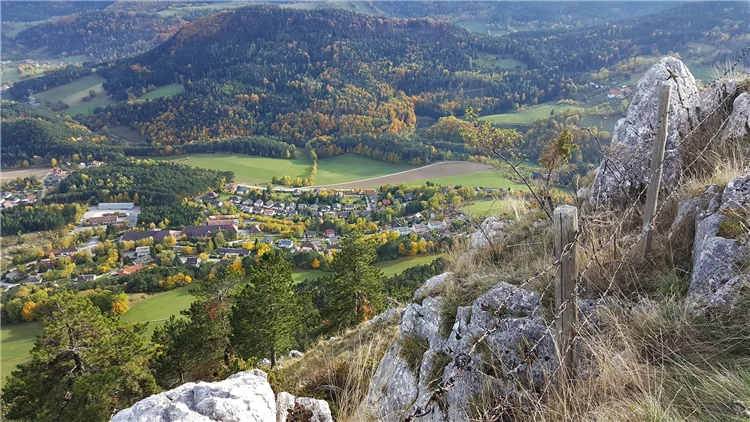 Malebná vesnice Grünbach am Schneeberg obklopená přírodou | Schneeberg a Jánská soutěska