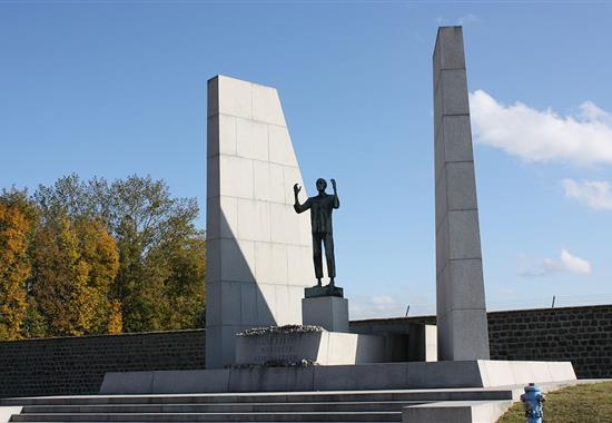 Koncentrační tábor Mauthausen a historický Linc - Rakousko