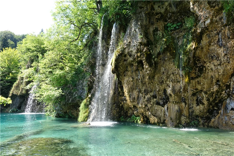 Průzračná jezera a zeleň Národního parku Plitvice | Národní parky Chorvatska - Plitvice, Kornati a starobylý Zadar