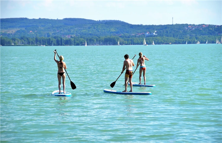 Stand-up paddleboarding na jezeře Balaton | Balaton - maďarské moře