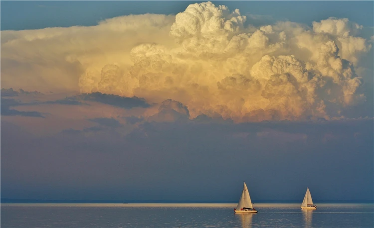 Výhled na jezero Balaton za letního dne | Balaton - maďarské moře