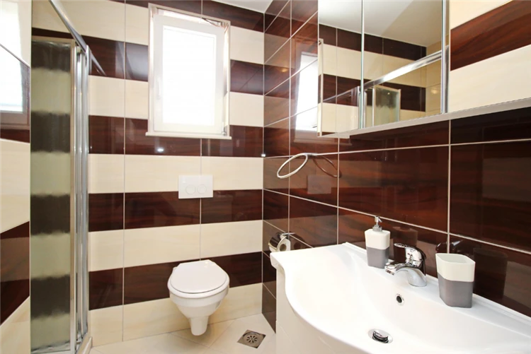 Koupelna apartmánu v Gorica 2, Baška | Baška / Apartmánový dům Gorica 2