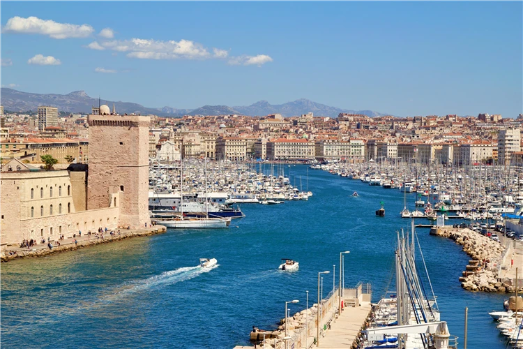 Marseille – malebná zákoutí přímořského města na jihu Francie | Skryté perly Provence - program s koupáním v moři, jezeře i řece