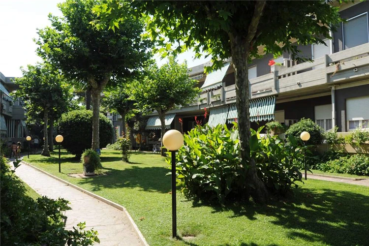 Residence Green Marine – pohled na komplex apartmánů | Silvi Marina / Residence Green Marine