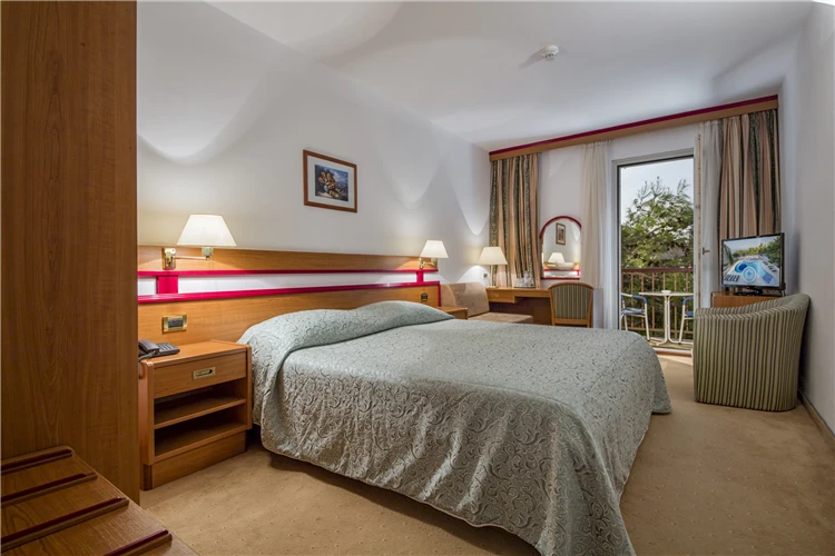 Pokojový interiér Hotelu Horizont v Baška Vodě | Baška Voda / Hotel Horizont