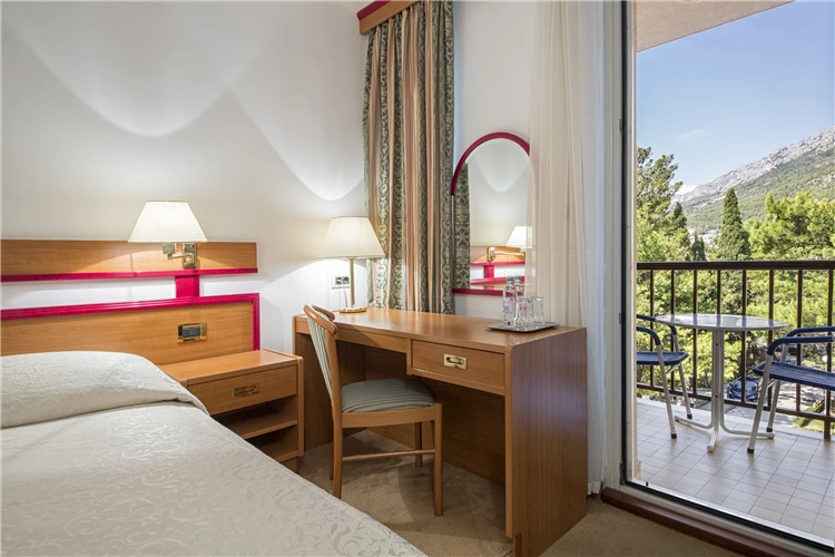 Restaurace Hotelu Horizont s výhledem na Jadran | Baška Voda / Hotel Horizont