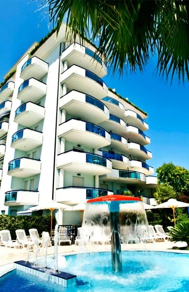 Residence Oltremare – vstupní část areálu | San Benedetto del Tronto / Residence Oltremare