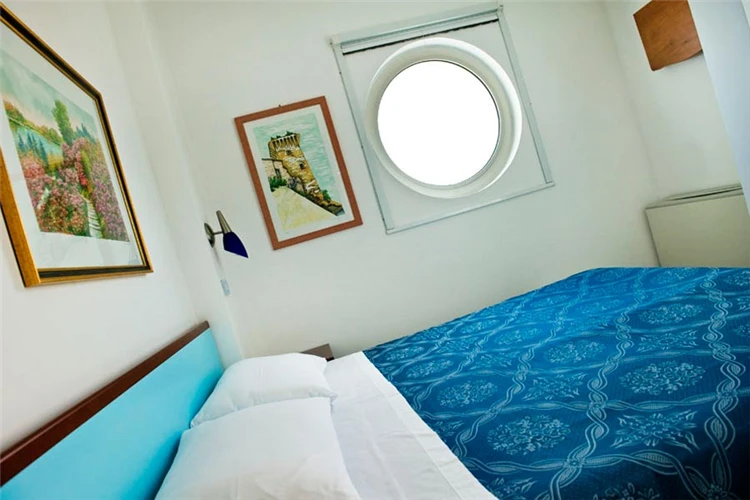 Residence Oltremare – obývací pokoj apartmánu | San Benedetto del Tronto / Residence Oltremare