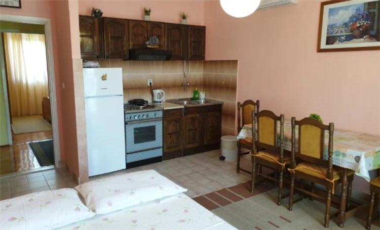 Kuchyně ve Ville Jelena v Orebići | Orebić / Villa Jelena